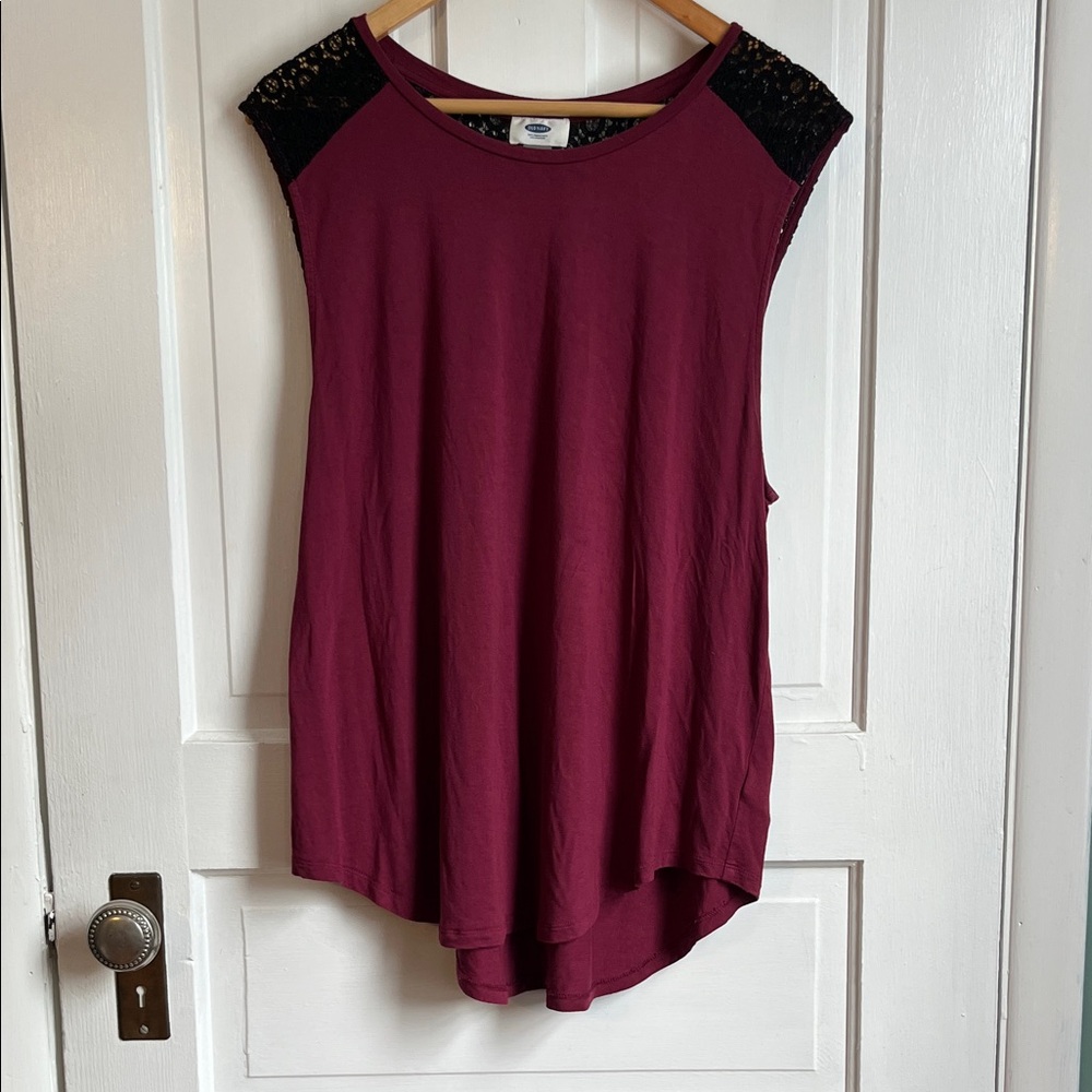 Old Navy Burgundy Tank Top with Black Lace Shoulders